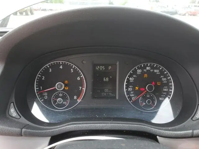 2014 VOLKSWAGEN PASSAT S  