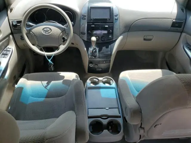 2010 TOYOTA SIENNA CE  