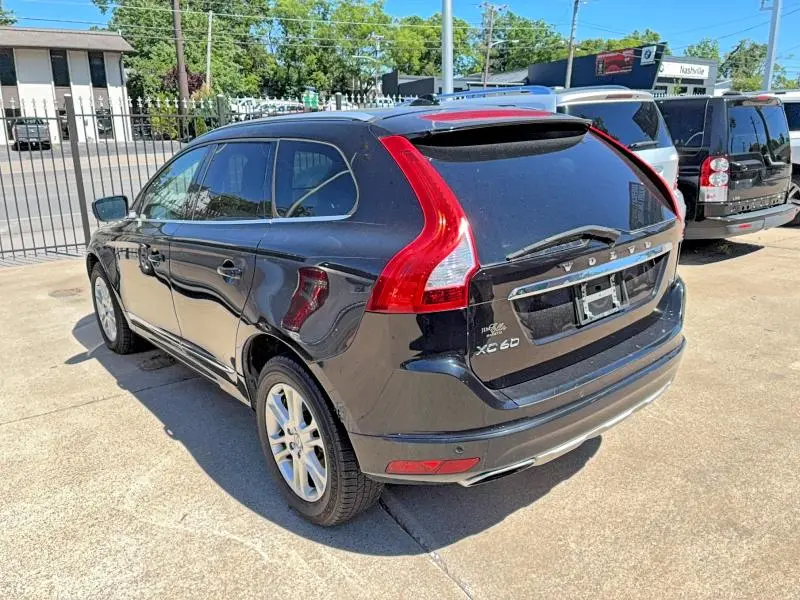 2016 VOLVO XC60 T5 PREMIER  