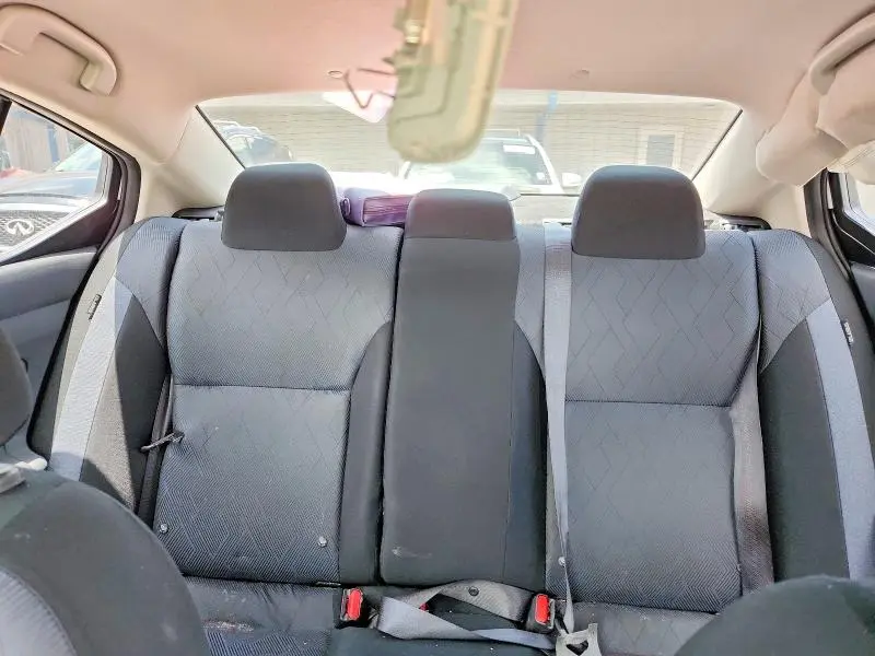 2024 NISSAN VERSA SV  