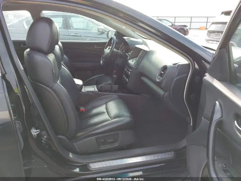 2011 NISSAN MAXIMA 3.5 SV