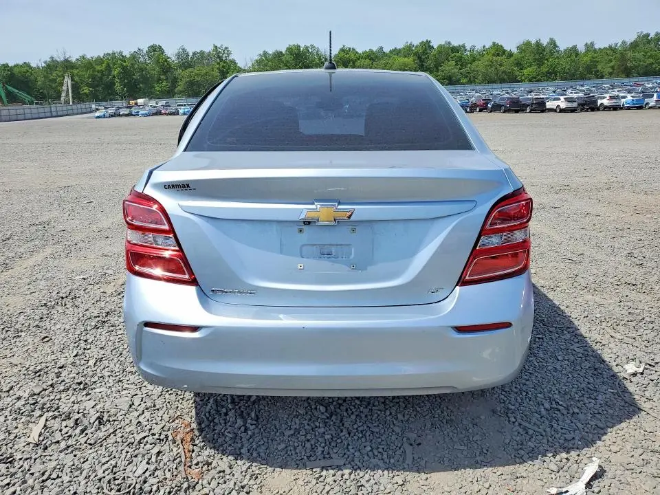 2017 CHEVROLET SONIC LT  