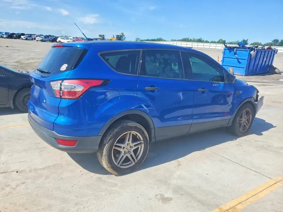 2017 FORD ESCAPE S  