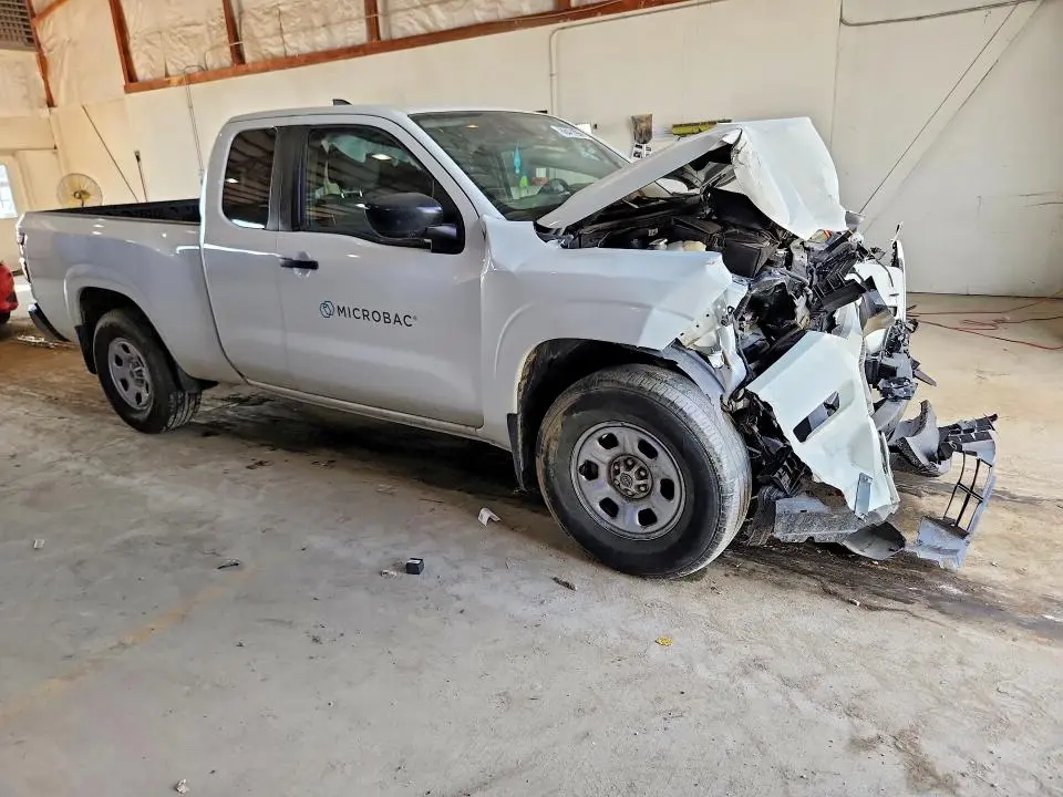 2024 NISSAN FRONTIER S  