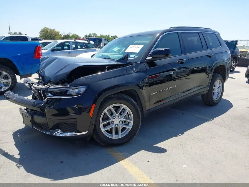 2024 JEEP GRAND CHEROKEE L LAREDO X 4X4