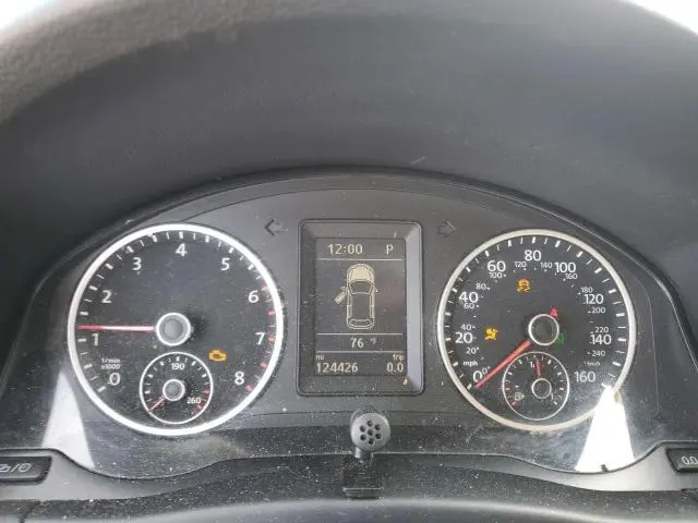 2014 VOLKSWAGEN TIGUAN S  