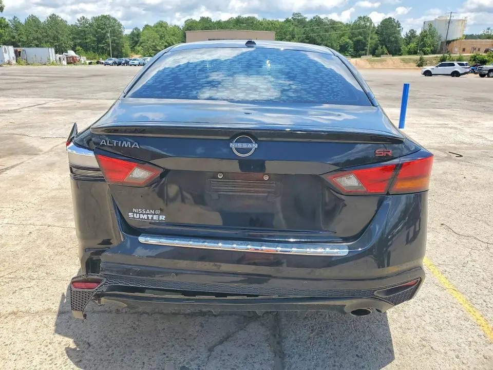 2023 NISSAN ALTIMA SR  