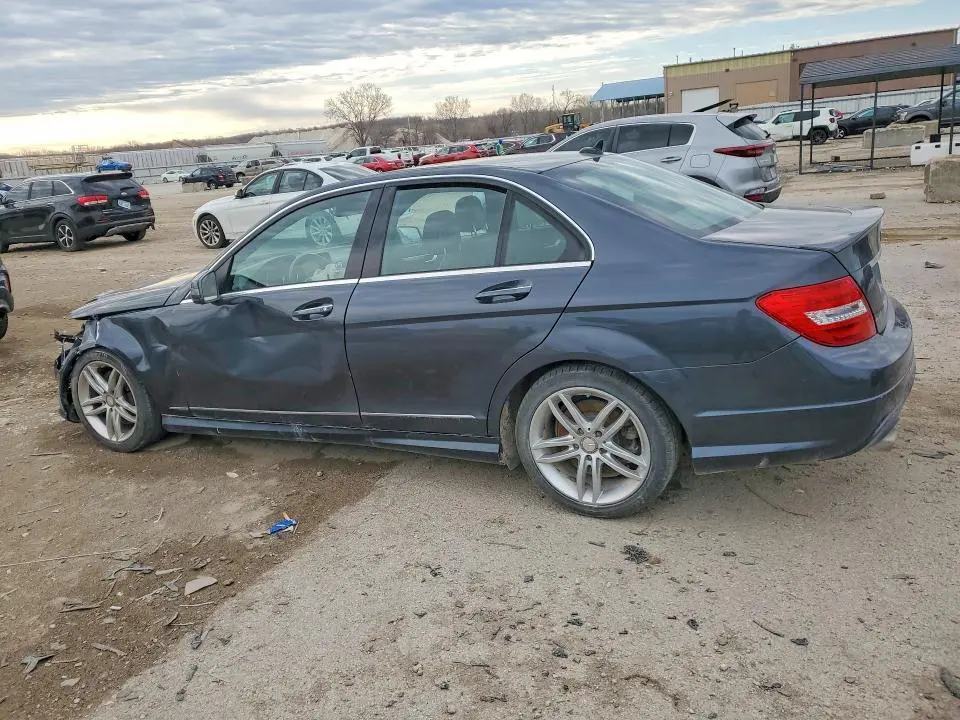 2013 MERCEDES-BENZ C 300 4MATIC  