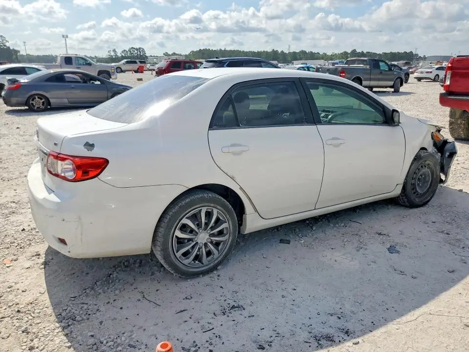 2012 TOYOTA COROLLA LE  
