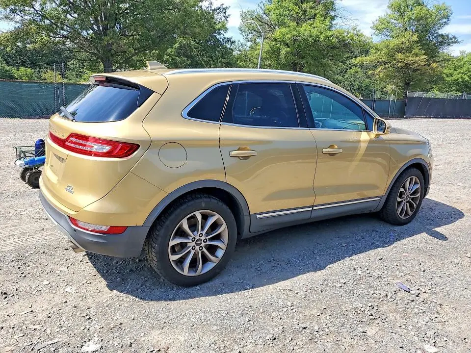 2015 LINCOLN MKC   