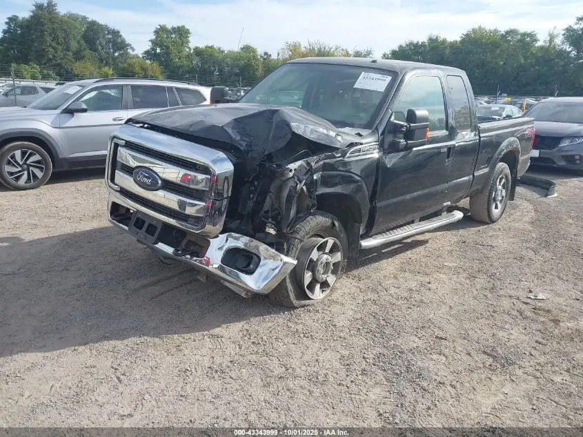 2012 FORD F-250 LARIAT