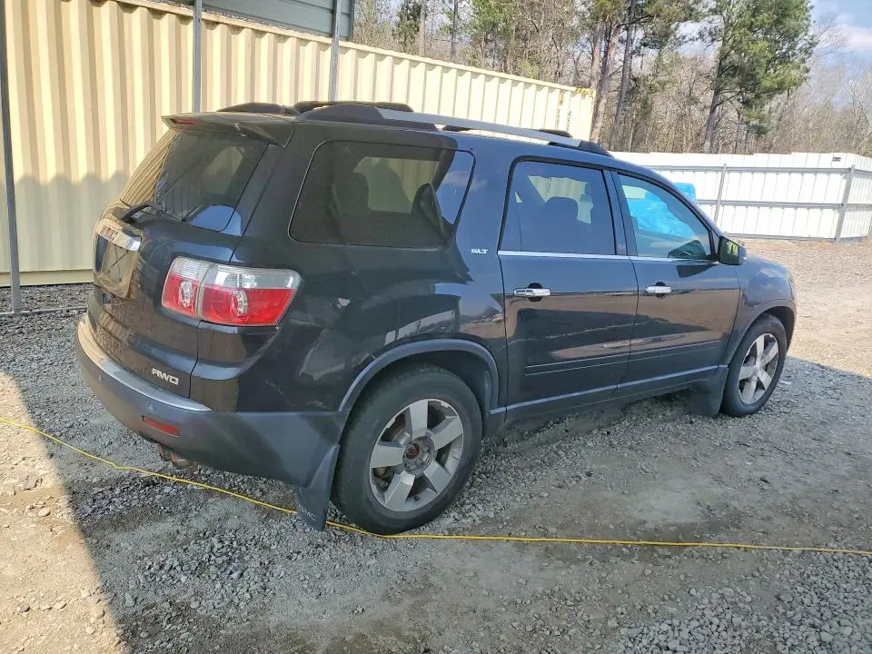 2011 GMC ACADIA SLT-1  