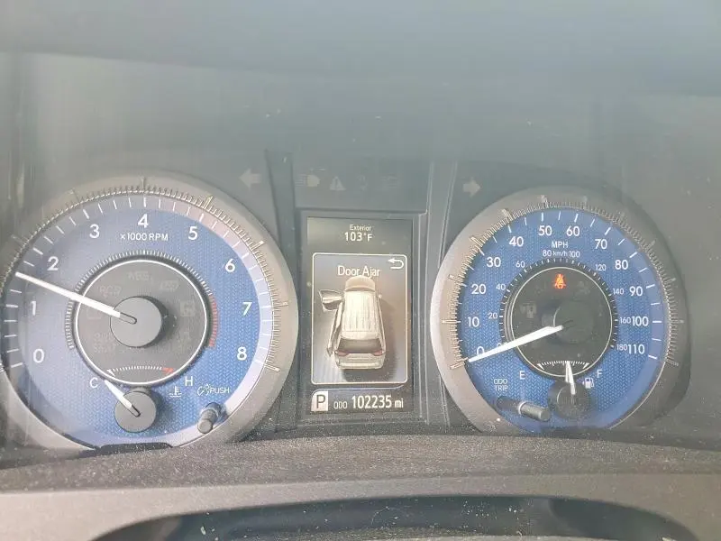 2015 TOYOTA SIENNA XLE PREMIUM 8-PASSENGER  