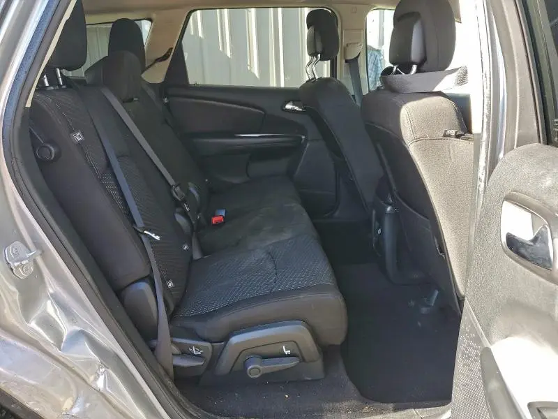 2020 DODGE JOURNEY SE  