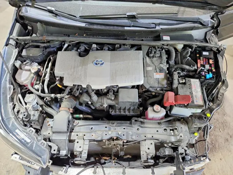 2022 TOYOTA PRIUS XLE AWD-E  