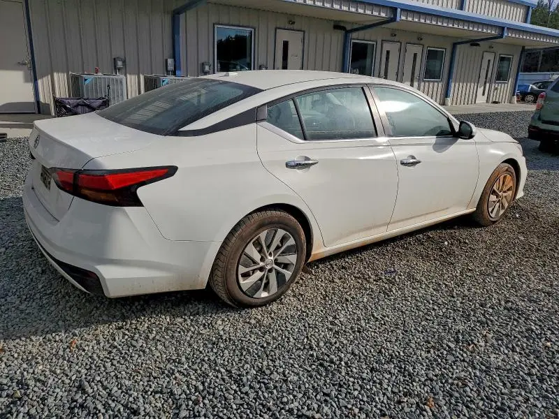 2020 NISSAN ALTIMA S  