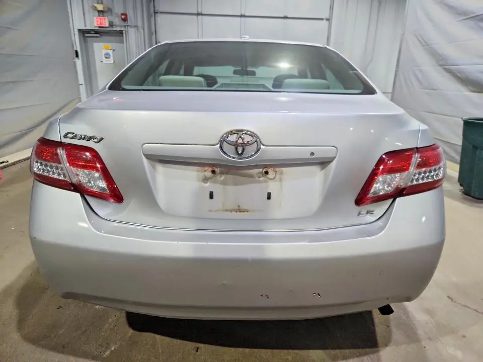 2011 TOYOTA CAMRY   