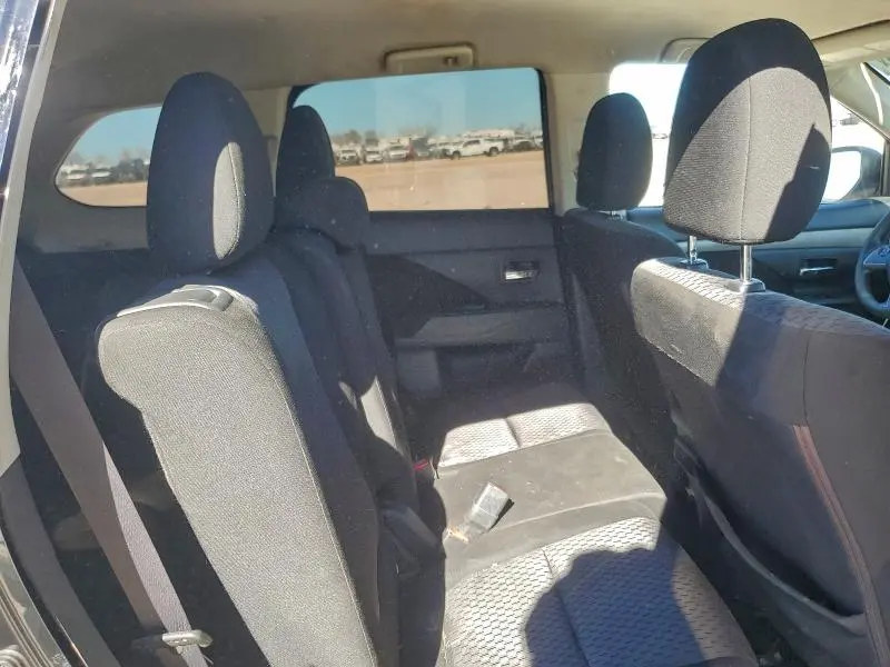 2014 MITSUBISHI OUTLANDER ES  