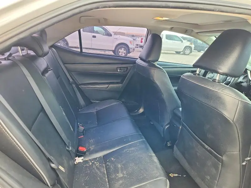 2017 TOYOTA COROLLA XLE  