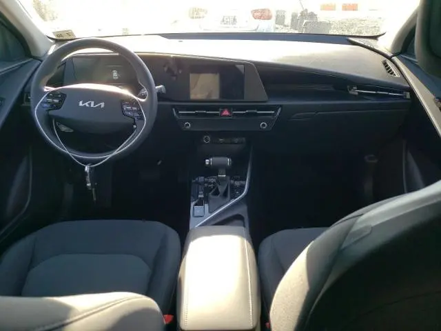 2025 KIA NIRO LX  