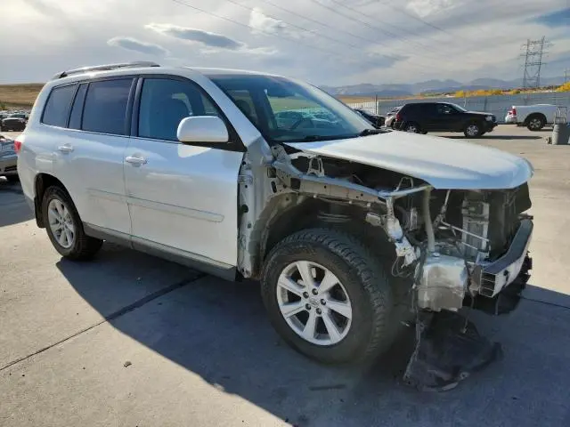 2013 TOYOTA HIGHLANDER BASE  