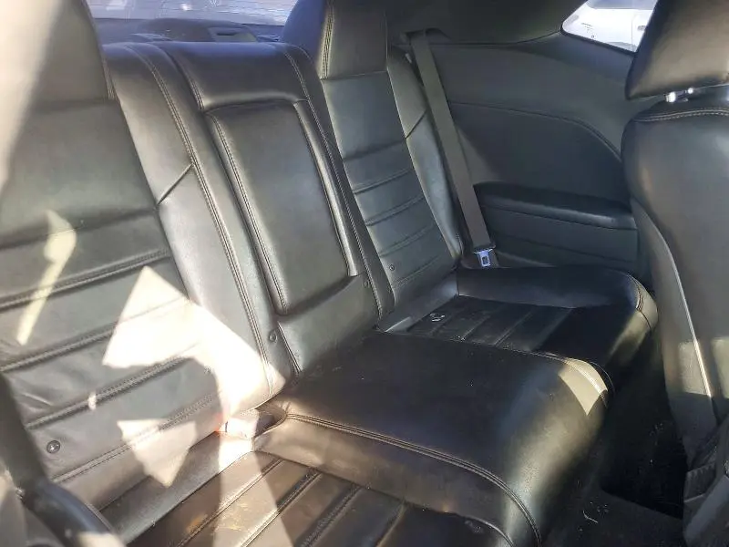 2014 DODGE CHALLENGER SXT  