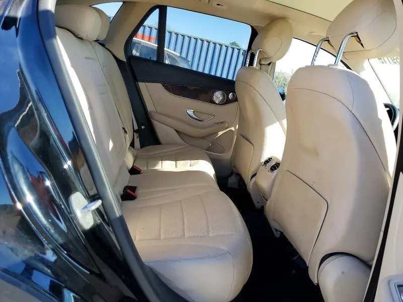 2016 MERCEDES-BENZ GLC 300 4MATIC  