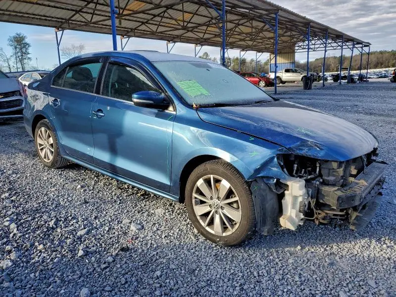 2015 VOLKSWAGEN JETTA SE  