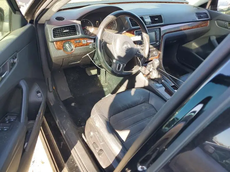 2012 VOLKSWAGEN PASSAT SEL  