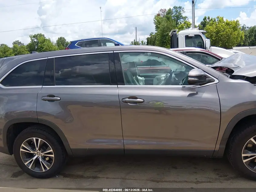 2019 TOYOTA HIGHLANDER LE PLUS