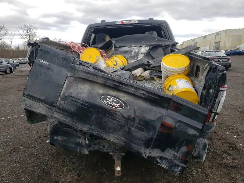 2024 FORD F150 LARIAT  