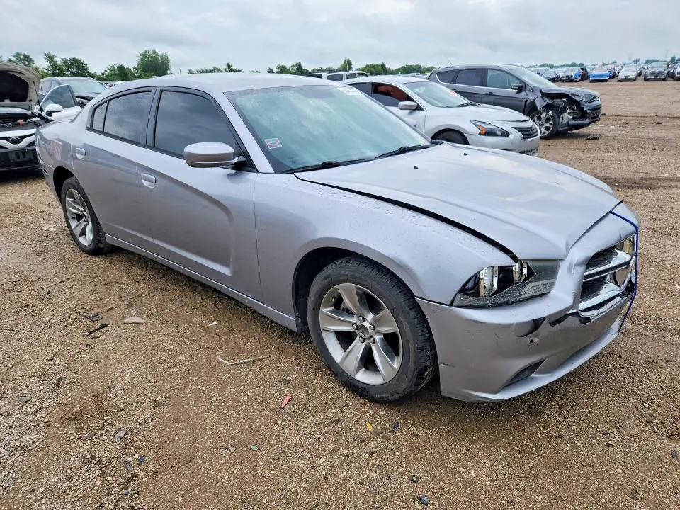 2014 DODGE CHARGER SE  