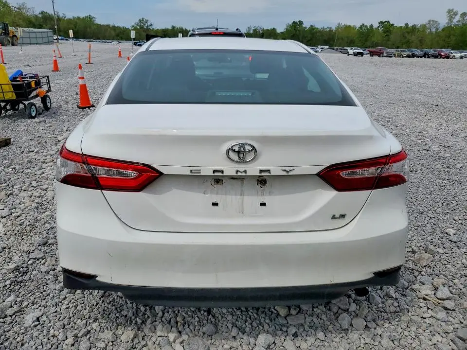 2018 TOYOTA CAMRY LE  