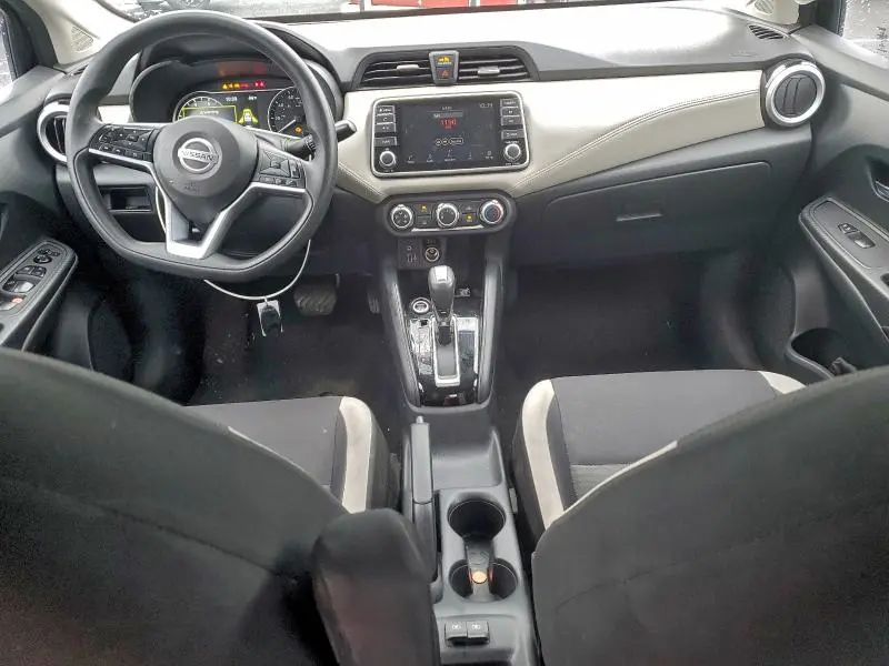 2020 NISSAN VERSA SV  