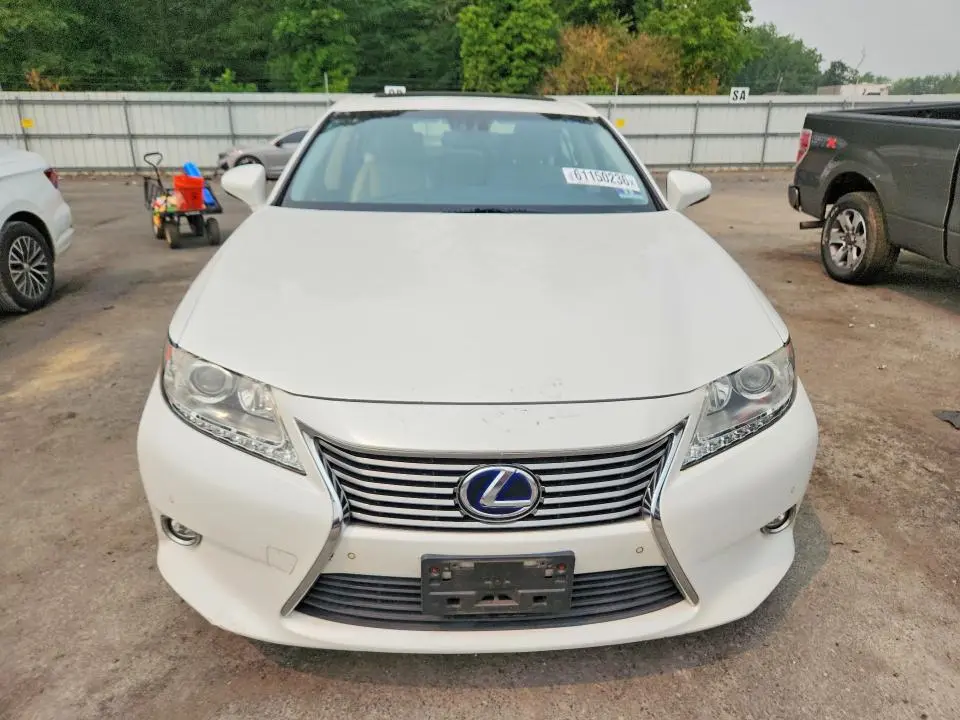 2015 LEXUS ES 300H  