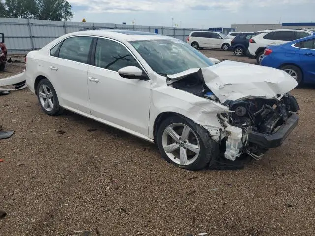 2012 VOLKSWAGEN PASSAT SE  