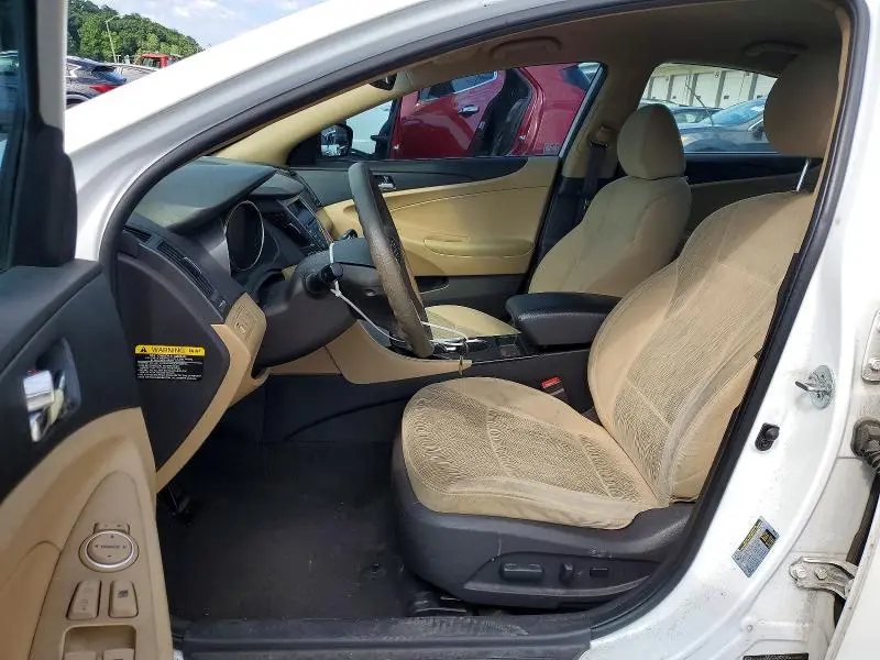 2012 HYUNDAI SONATA GLS  