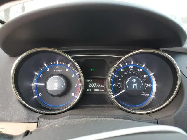 2011 HYUNDAI SONATA GLS  