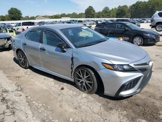 TOYOTA CAMRY SE