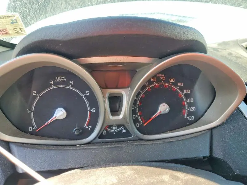 2011 FORD FIESTA SE  