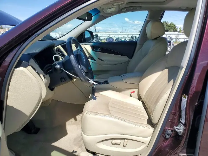 2016 INFINITI QX50 BASE  