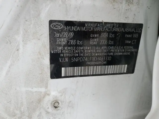 2019 HYUNDAI ELANTRA SE