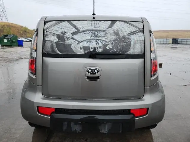 2011 KIA SOUL +  