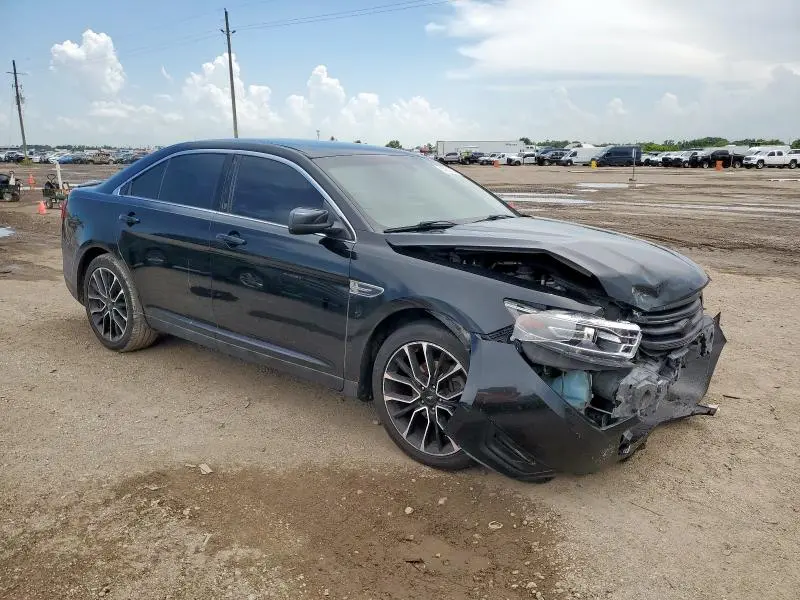2017 FORD TAURUS SEL  