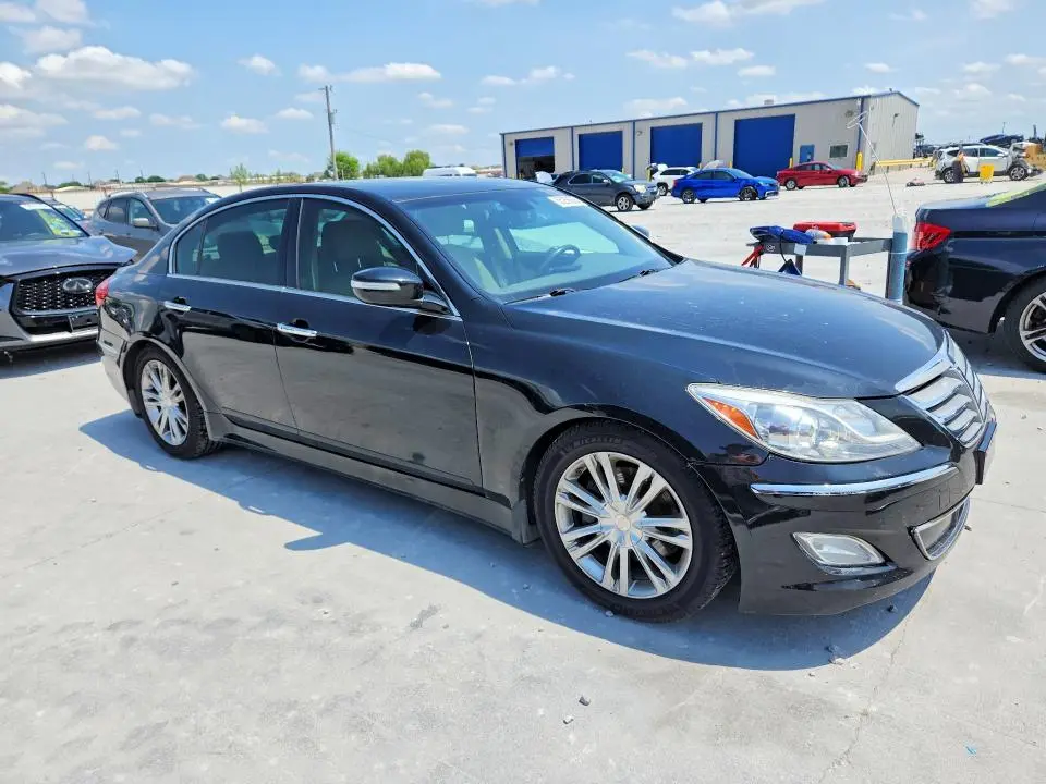 2012 HYUNDAI GENESIS 3.8L  