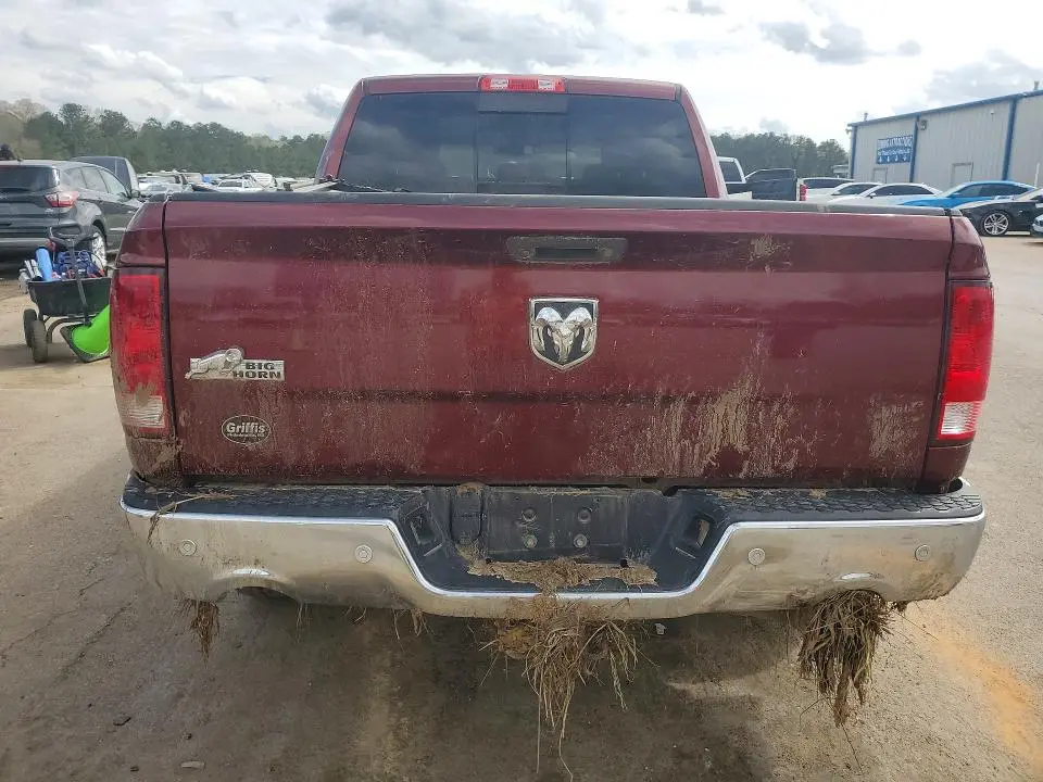 2018 RAM 1500 SLT  