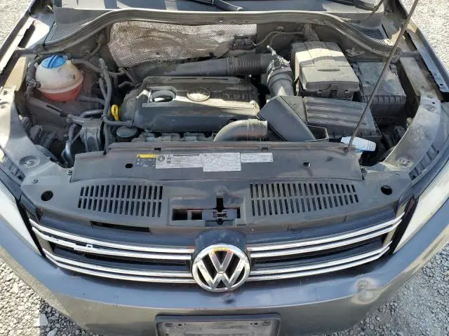 2016 VOLKSWAGEN TIGUAN S  