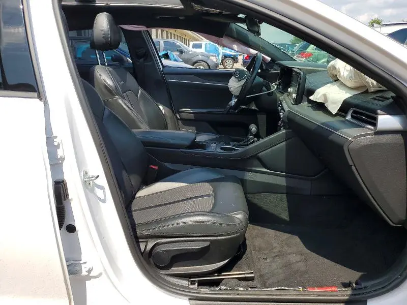 2021 KIA K5 GT LINE  