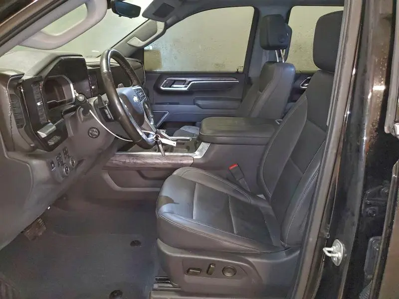 2025 CHEVROLET SILVERADO K1500 LTZ  