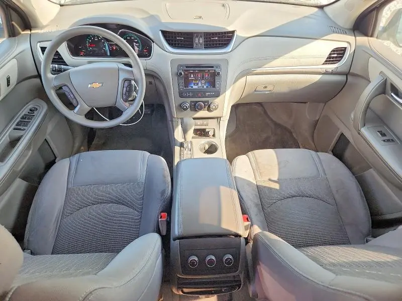2014 CHEVROLET TRAVERSE LS  